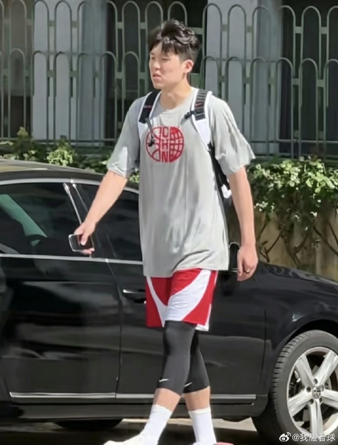 杨瀚森+曾凡博+贺希宁驰援国家队 世预赛两场赛程敲定
